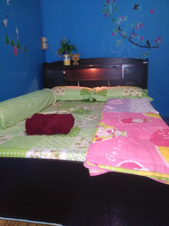 Patchaya Guesthouse Amphawa Ngoại thất bức ảnh
